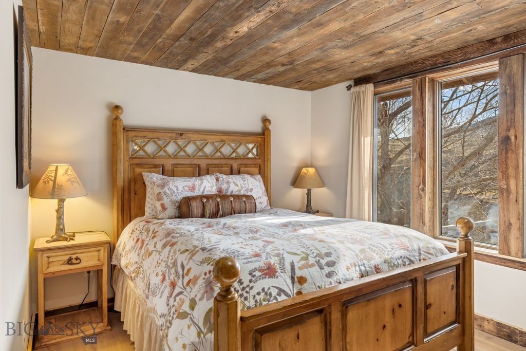 1005 Scott Street W, Gardiner, MT 59030 photo 21