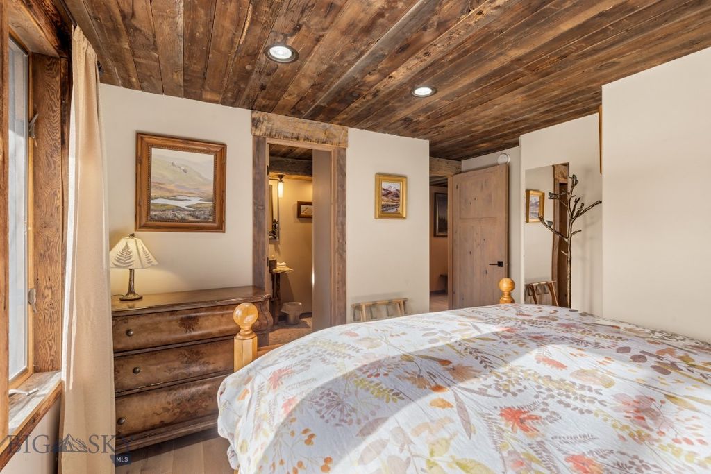 1005 Scott Street W, Gardiner, MT 59030 photo 23