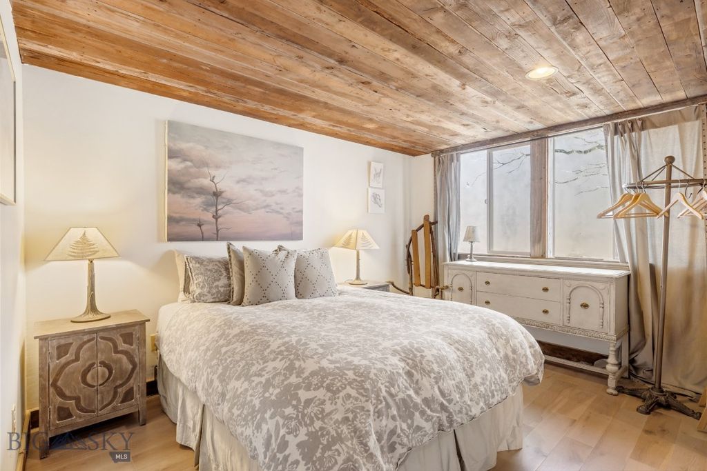 1005 Scott Street W, Gardiner, MT 59030 photo 27