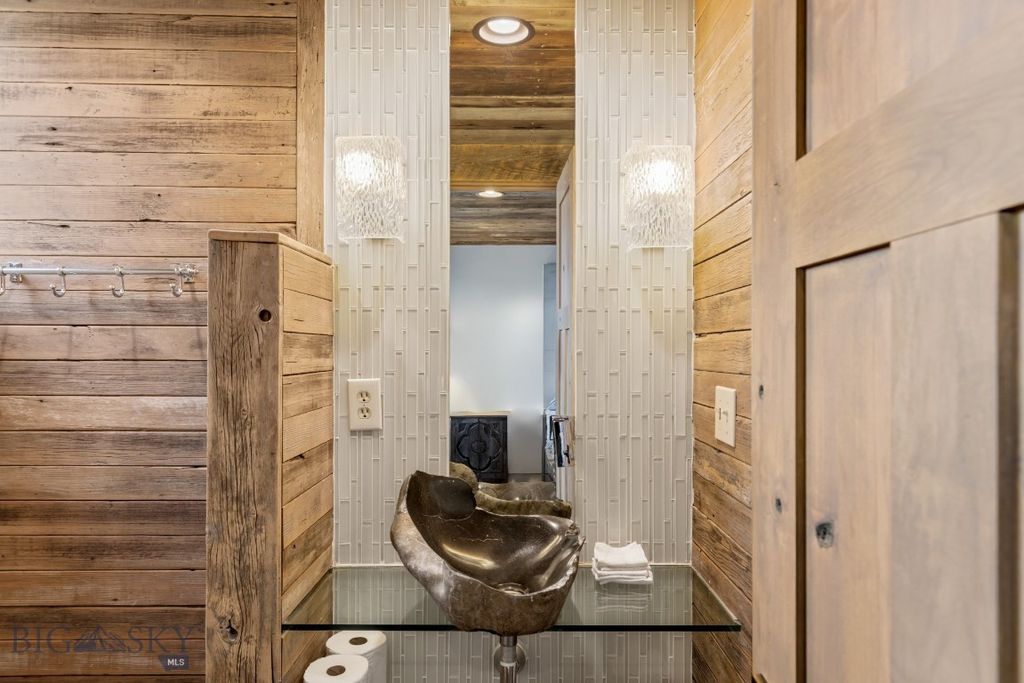 1005 Scott Street W, Gardiner, MT 59030 photo 29