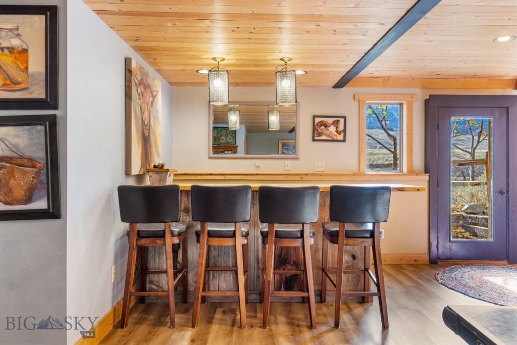 1005 Scott Street W, Gardiner, MT 59030 photo 37