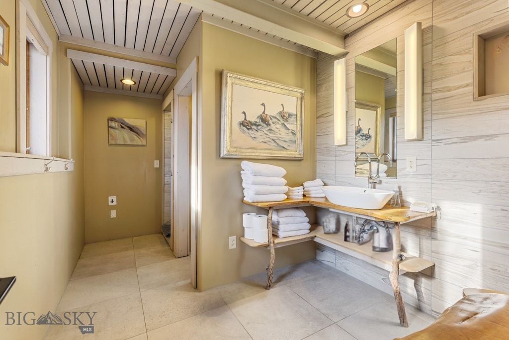 1005 Scott Street W, Gardiner, MT 59030 photo 42