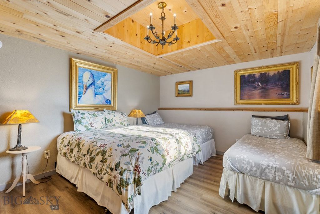 1005 Scott Street W, Gardiner, MT 59030 photo 45