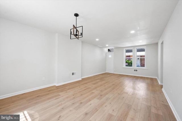 5636 APPLETREE ST, Philadelphia, PA 19139