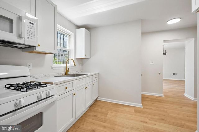 5636 APPLETREE ST, Philadelphia, PA 19139