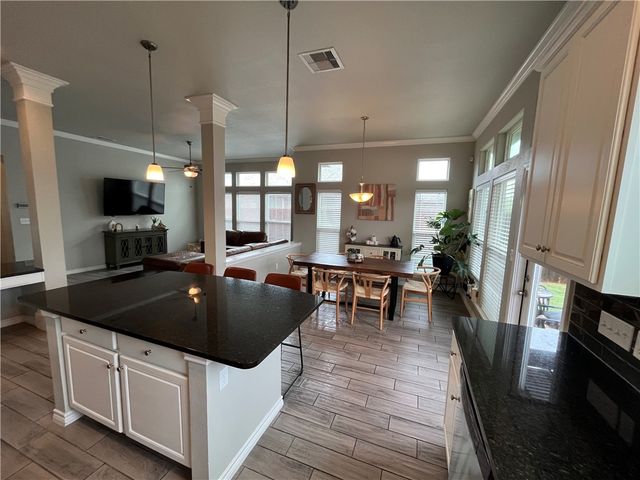 8046 Pavo Real St, Corpus Christi, TX 78414