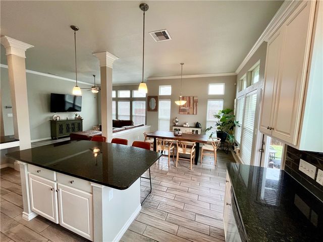 8046 Pavo Real St, Corpus Christi, TX 78414