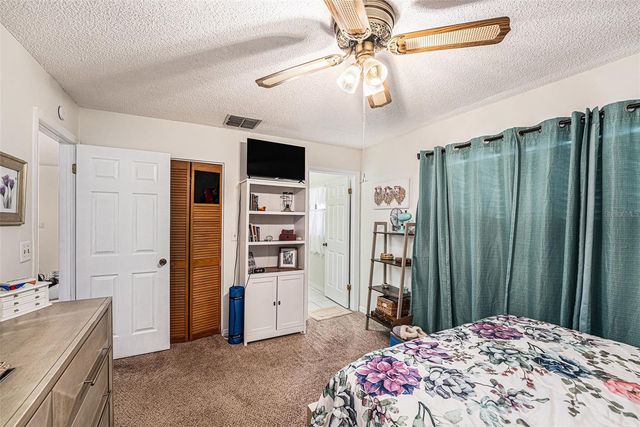 10736 LAQUINTA DRIVE, New Port Richey, FL 34654