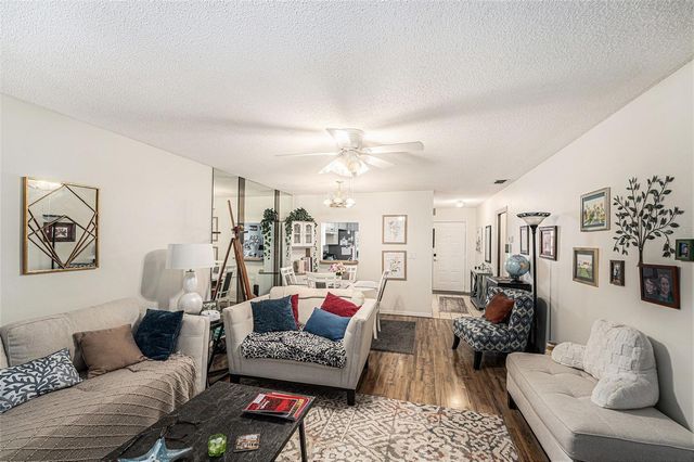 10736 LAQUINTA DRIVE, New Port Richey, FL 34654