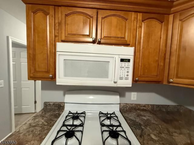 27 Seymour Ave, Newark City, NJ 07108