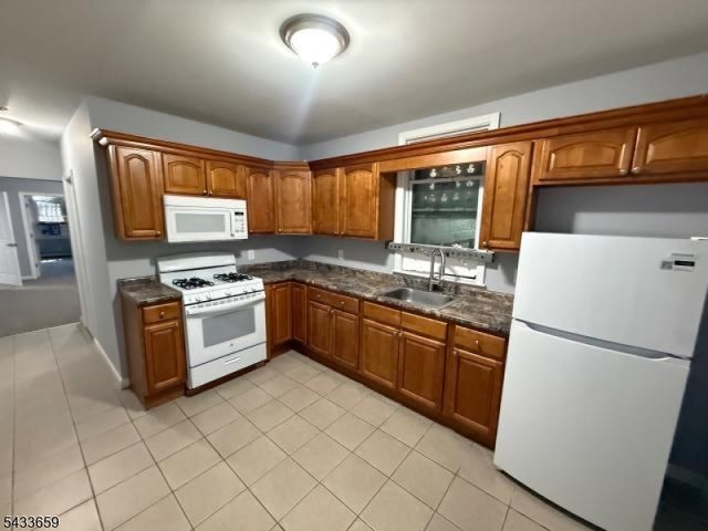 27 Seymour Ave, Newark City, NJ 07108