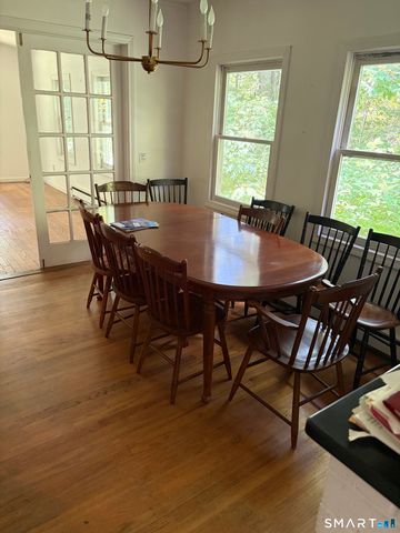 27 Pine Ridge Drive, Madison, CT 06443