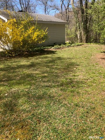 27 Pine Ridge Drive, Madison, CT 06443