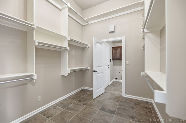 7514 E 83rd Place N, Owasso, OK 74055