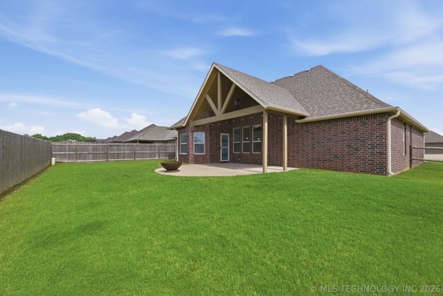 7514 E 83rd Place N, Owasso, OK 74055