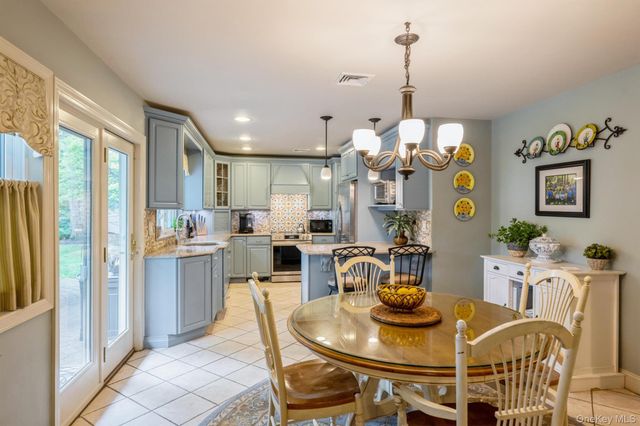 51 Chelsea Drive, Mount Sinai, NY 11766