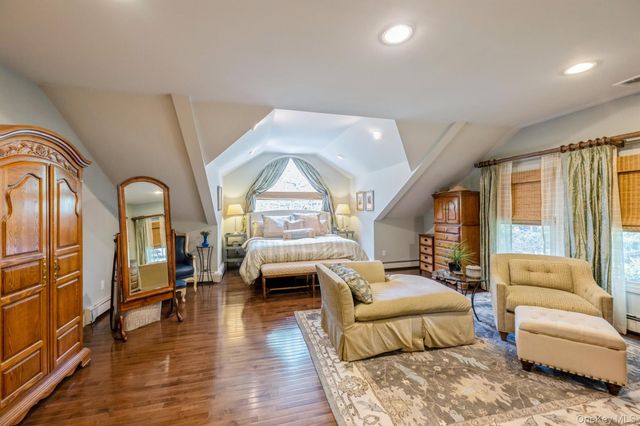 51 Chelsea Drive, Mount Sinai, NY 11766