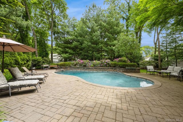 51 Chelsea Drive, Mount Sinai, NY 11766