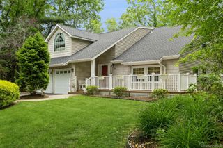 51 Chelsea Drive, Mount Sinai, NY 11766
