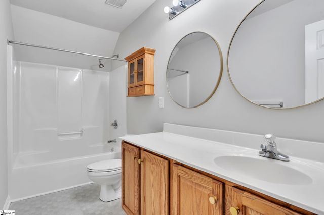 22 Summercrest Circle, Simpsonville, SC 29681