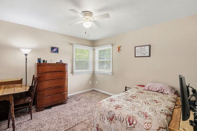 190 W Lynn Dr, Manchester, TN 37355