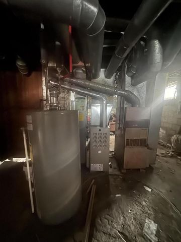 4133 N 24th STREET, Milwaukee, WI 53209