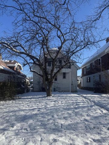 4133 N 24th STREET, Milwaukee, WI 53209