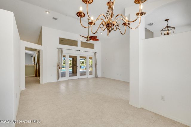 1519 Eagles Circle, Sebastian, FL 32958