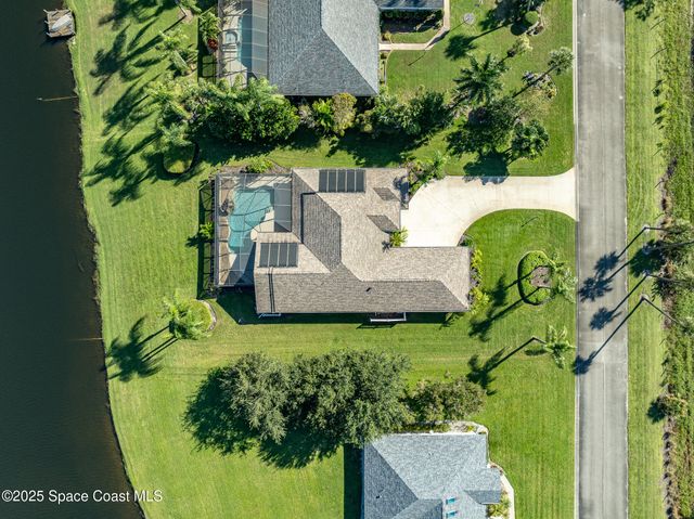 1519 Eagles Circle, Sebastian, FL 32958