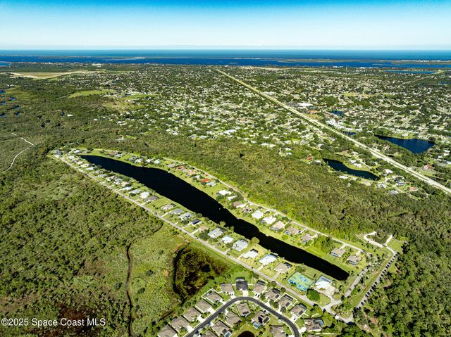 1519 Eagles Circle, Sebastian, FL 32958