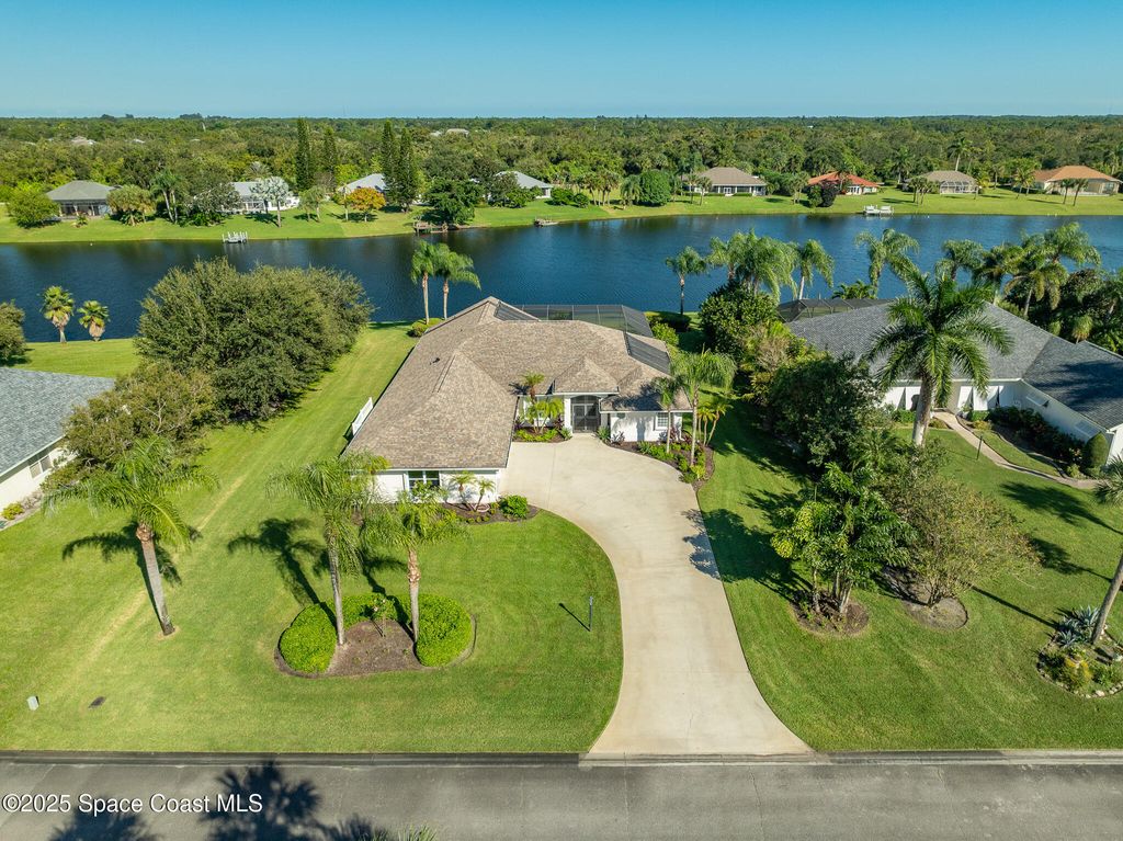 1519 Eagles Circle, Sebastian, FL 32958