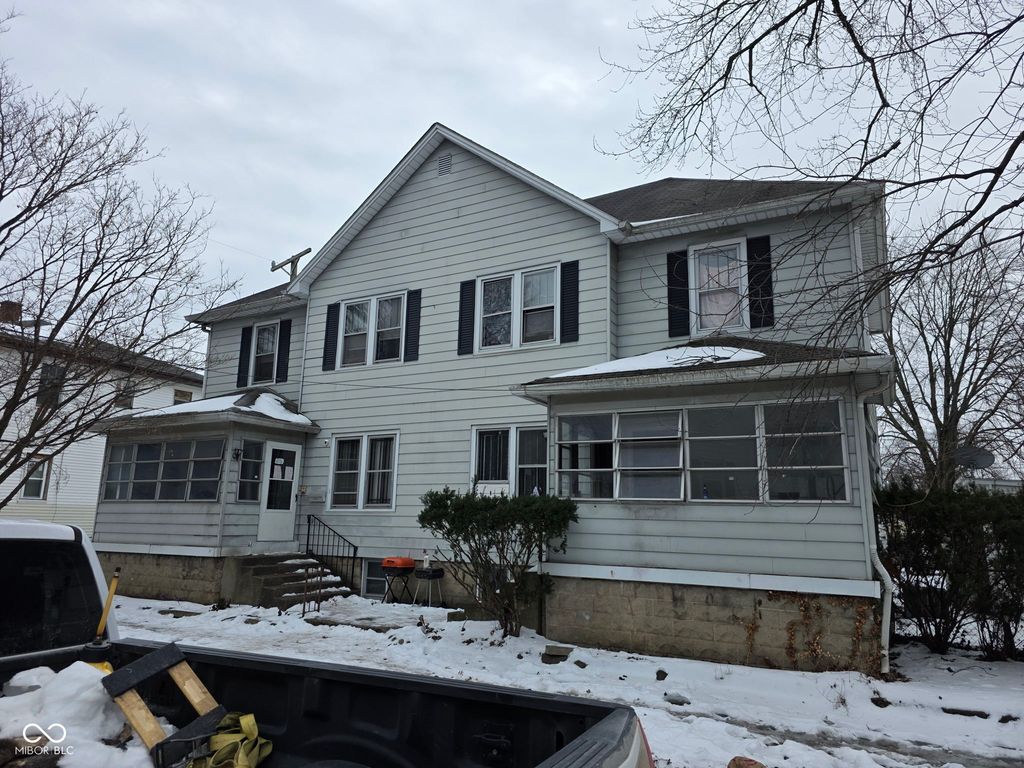 665 Seabury Avenue, Terre Haute, IN 47802