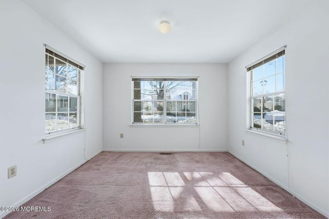 1502 Buckingham Circle, Middletown, NJ 07748