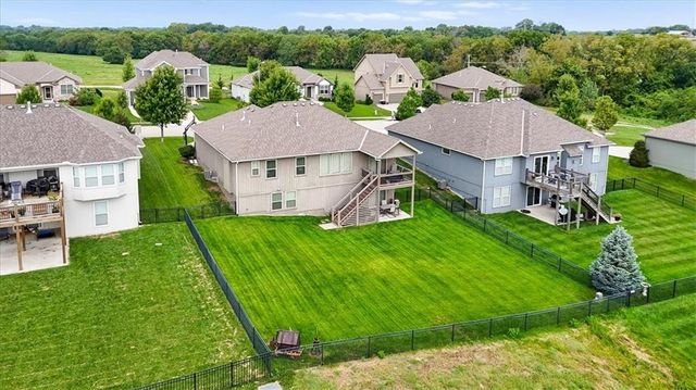 19013 Deer Run Street, Spring Hill, KS 66083