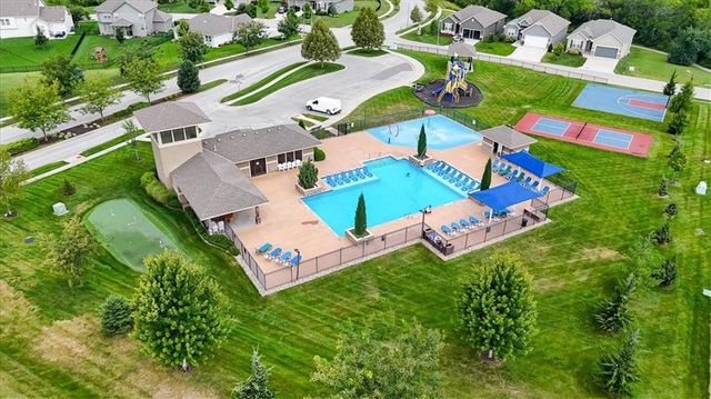 19013 Deer Run Street, Spring Hill, KS 66083