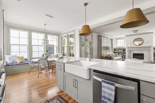 271 Ellsworth Manor Drive, Hillsborough, NC 27278