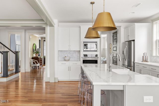 271 Ellsworth Manor Drive, Hillsborough, NC 27278