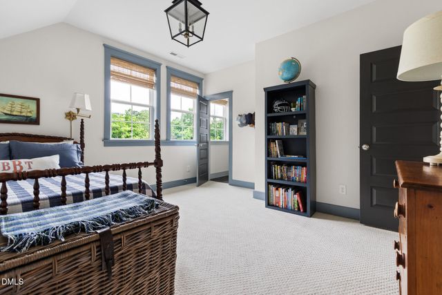 271 Ellsworth Manor Drive, Hillsborough, NC 27278