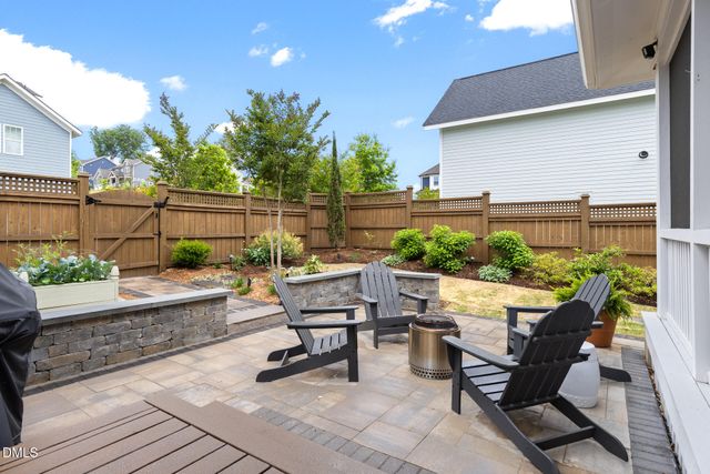 271 Ellsworth Manor Drive, Hillsborough, NC 27278