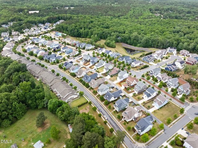 271 Ellsworth Manor Drive, Hillsborough, NC 27278