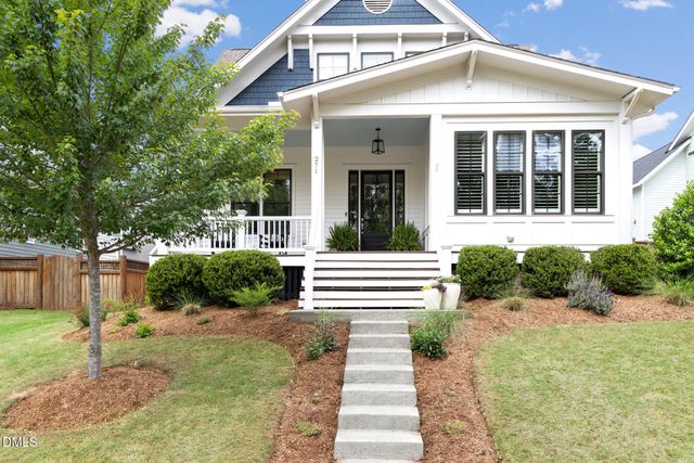 271 Ellsworth Manor Drive, Hillsborough, NC 27278