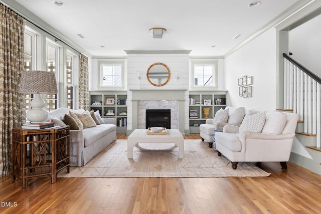 271 Ellsworth Manor Drive, Hillsborough, NC 27278