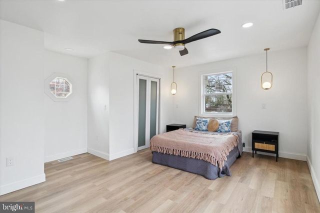 1604 ERIAL RD, Pine Hill, NJ 08021