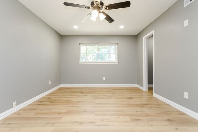 225 Independence Drive, Garland, TX 75043