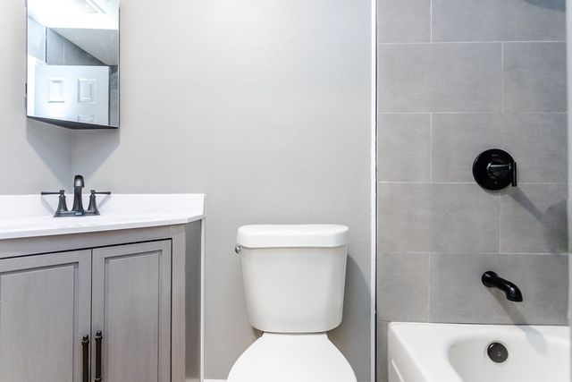 225 Independence Drive, Garland, TX 75043