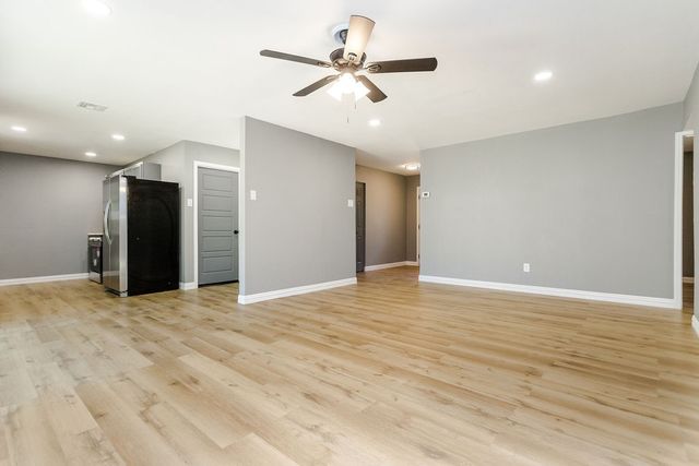 225 Independence Drive, Garland, TX 75043