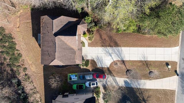 2740 Creekside Manor Dr, Powder Springs, GA 30127