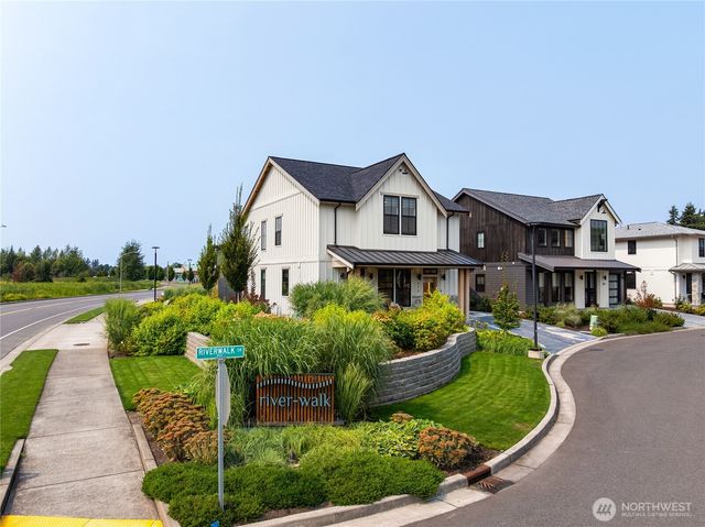 212 Riverwalk Drive, Lynden, WA 98264