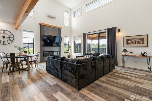 212 Riverwalk Drive, Lynden, WA 98264