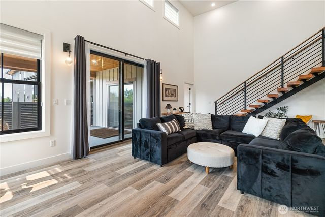 212 Riverwalk Drive, Lynden, WA 98264